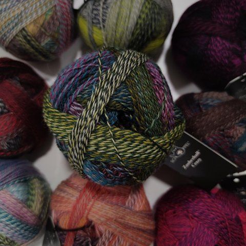 Zauberball crazy пряжа для шкарпеток від Schoppel - 2528
